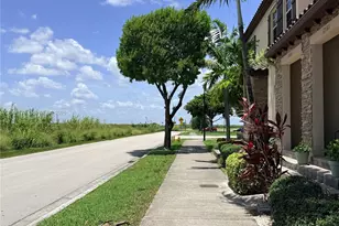 17157 SW 96th St, Miami, FL 33196 - Photo 11