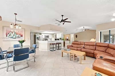 866 NW 110th Ave, Coral Springs, FL 33071 - Photo 17