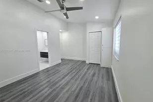 20808 NW 1st St, Pembroke Pines, FL 33029 - Photo 27