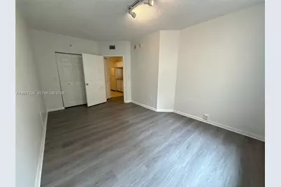 17100 N Bay Rd #1309, Sunny Isles Beach, FL 33160 - Photo 35