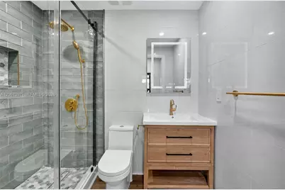 1011 NW 30th Ct #1, Miami, FL 33125 - Photo 21