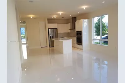 10220 NW 63rd Ter #111, Doral, FL 33178 - Photo 7