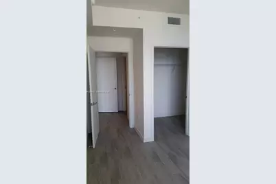 999 SW 1st Ave #2511, Miami, FL 33130 - Photo 3