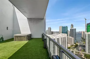 90 SW 3rd St, Miami, FL 33130 - Photo 33
