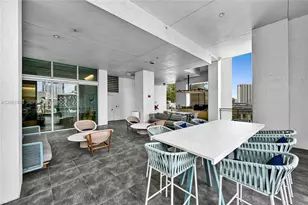 90 SW 3rd St, Miami, FL 33130 - Photo 45