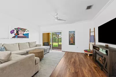 5577 Monte Carlo Pl, Margate, FL 33068 - Photo 5
