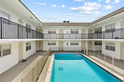4933 Hollywood Blvd #201, Hollywood, FL 33021 - Photo 15