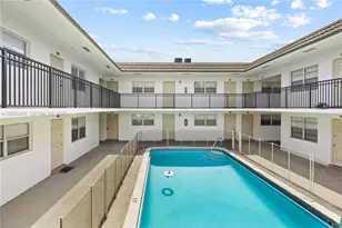 4933 Hollywood Blvd, Hollywood, FL 33021 - Photo 15