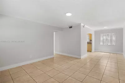 4933 Hollywood Blvd #201, Hollywood, FL 33021 - Photo 1