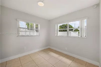 4933 Hollywood Blvd #201, Hollywood, FL 33021 - Photo 9