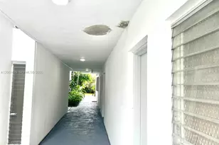 9159 SW 77th Ave, Miami, FL 33156 - Photo 19
