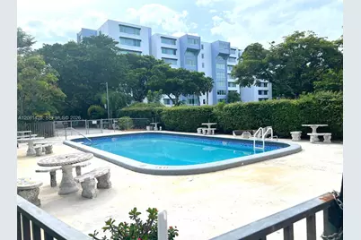 9159 SW 77th Ave #113, Miami, FL 33156 - Photo 17