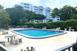9159 SW 77th Ave, Miami, FL 33156 - Photo 17