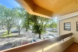 9022 SW 123rd Ct, Miami, FL 33186 - Photo 5