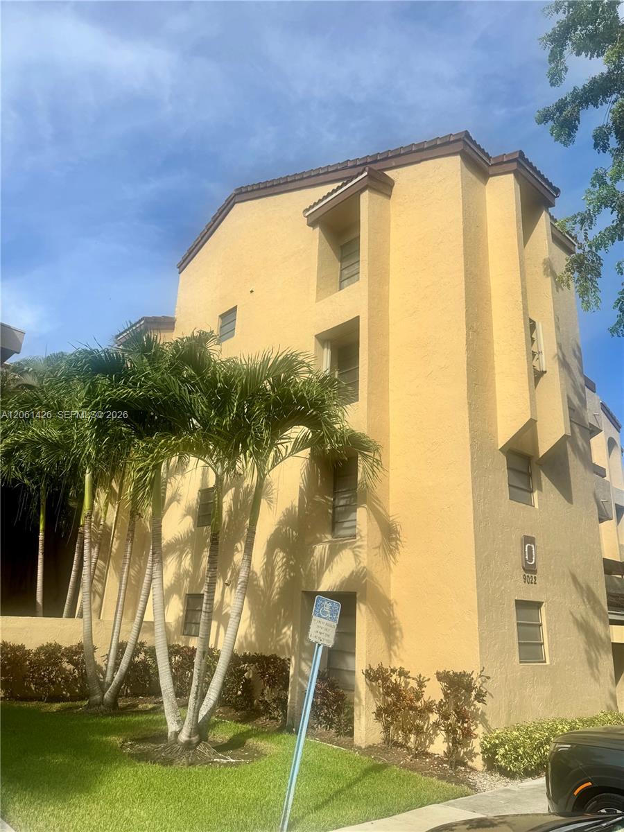 9022 SW 123rd Ct #O-201 - 9022 SW 123rd Ct #O-201, Miami, FL 33186 Luxury Property | Jose Angel Pina