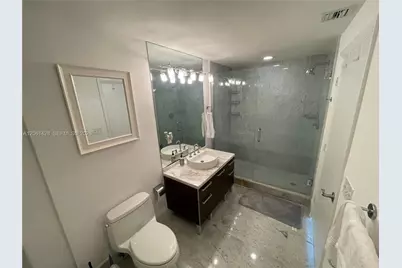 253 NE 2nd St #3806, Miami, FL 33132 - Photo 13