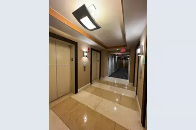 253 NE 2nd St #3806, Miami, FL 33132 - Photo 21