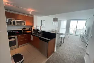 253 NE 2nd St, Miami, FL 33132 - Photo 3