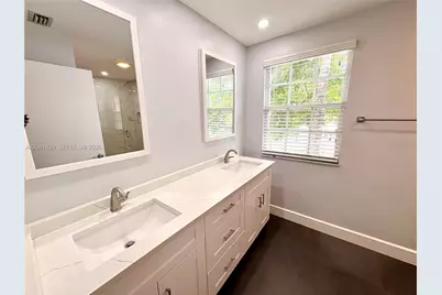 11196 Longboat Dr, Cooper City, FL 33026 - Photo 15
