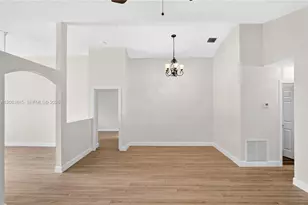 1419 Banyan Cir, Pompano Beach, FL 33069 - Photo 15
