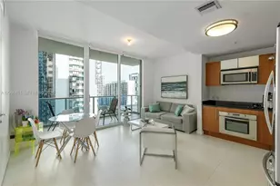 300 S Biscayne Blvd, Miami, FL 33131 - Photo 3