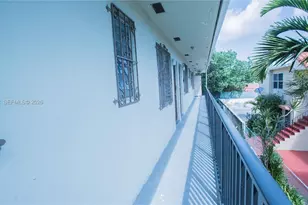 461 SW 6th St, Miami, FL 33130 - Photo 5