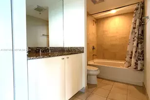610 W Las Olas Blvd, Fort Lauderdale, FL 33312 - Photo 9