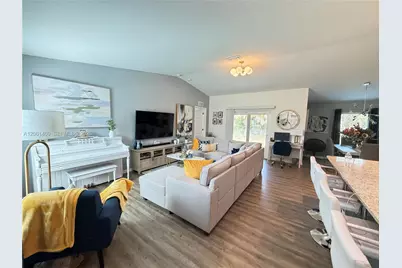 3006 Base Ct, Labelle, FL 33935 - Photo 9