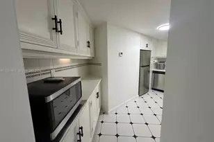 999 Brickell Bay Dr, Miami, FL 33131 - Photo 15
