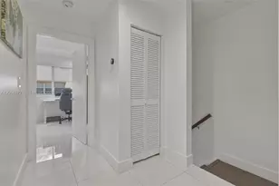 10805 NW 3rd Ct, Pembroke Pines, FL 33026 - Photo 13
