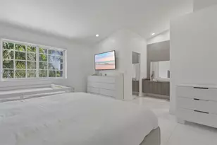 10805 NW 3rd Ct, Pembroke Pines, FL 33026 - Photo 15