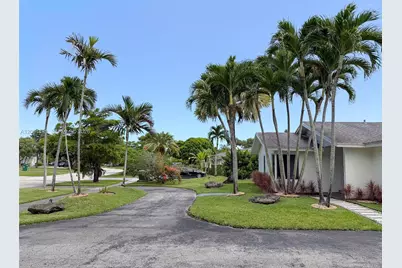 12300 SW 112th Ave, Miami, FL 33176 - Photo 3