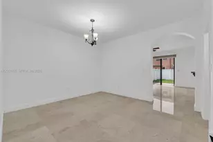 3353 W 90th St, Hialeah, FL 33018 - Photo 7