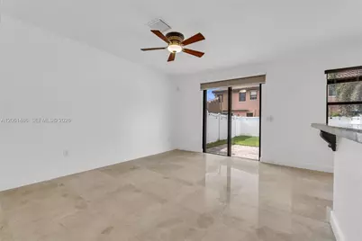 3353 W 90th St, Hialeah, FL 33018 - Photo 11