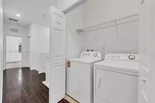 3353 W 90th St, Hialeah, FL 33018 - Photo 27