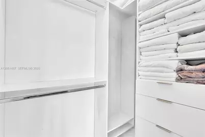 2301 E Collins Ave #1543, Miami Beach, FL 33139 - Photo 13