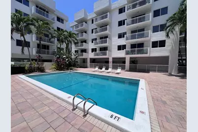 1665 Bay Rd #416, Miami Beach, FL 33139 - Photo 1