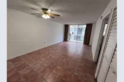 1665 Bay Rd #416, Miami Beach, FL 33139 - Photo 7