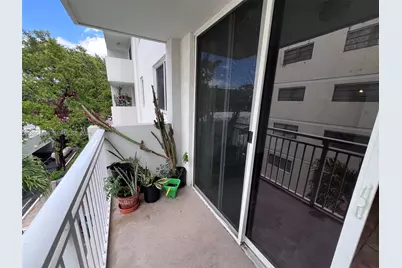1665 Bay Rd #416, Miami Beach, FL 33139 - Photo 3