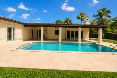 8601 SW 174th St, Palmetto Bay, FL 33157 - Photo 35