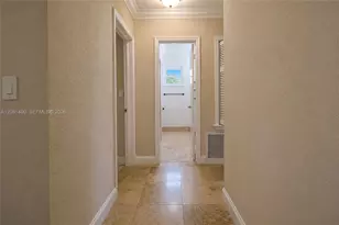 8601 SW 174th St, Palmetto Bay, FL 33157 - Photo 25