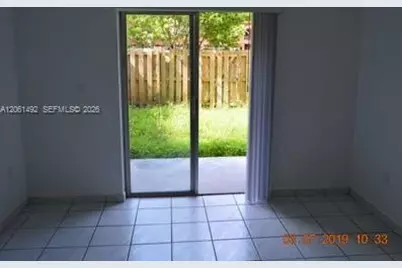 5625 W 20th Ave #113, Hialeah, FL 33012 - Photo 9
