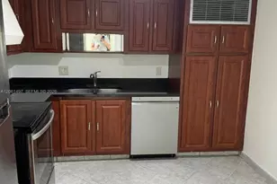 2851 NE 183rd St, Aventura, FL 33160 - Photo 3