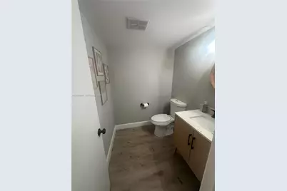 62 Spinning Wheel Ln, Tamarac, FL 33319 - Photo 5