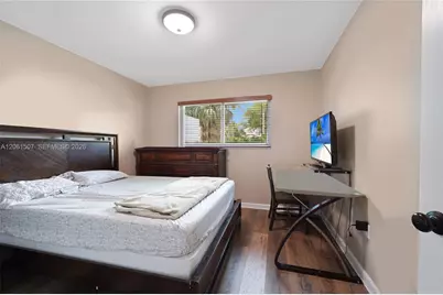 13210 SW 12th St, Miami, FL 33184 - Photo 23