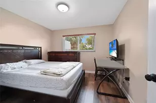 13210 SW 12th St, Miami, FL 33184 - Photo 23