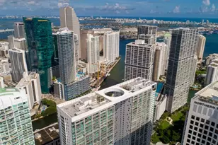 500 Brickell Ave, Miami, FL 33131 - Photo 17