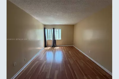 711 N Pine Island Rd #121, Plantation, FL 33324 - Photo 11