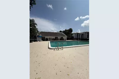711 N Pine Island Rd #121, Plantation, FL 33324 - Photo 19