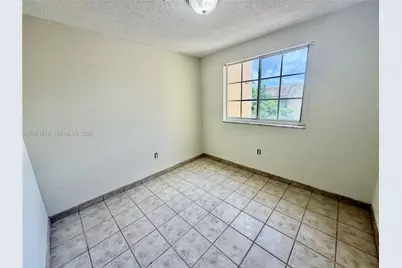 601 SW 37th Ave #303, Miami, FL 33135 - Photo 7